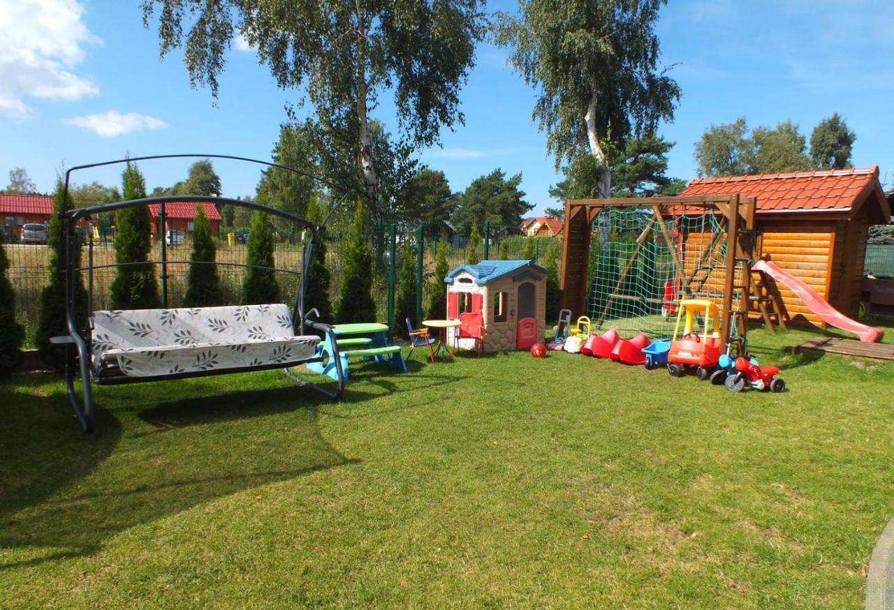 Willa Laura Rowy - Apartamenty Nad Morzem Екстер'єр фото